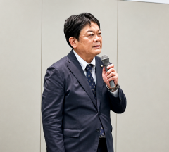 県高齢者福祉事業協　坂内会長